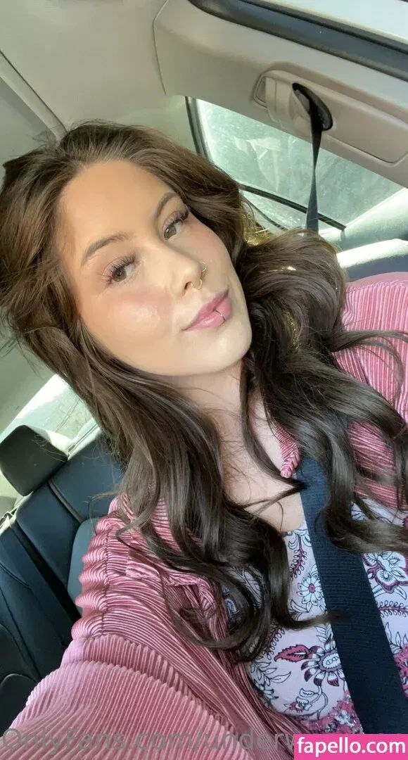 underwoodkenz Onlyfans Photo Gallery 