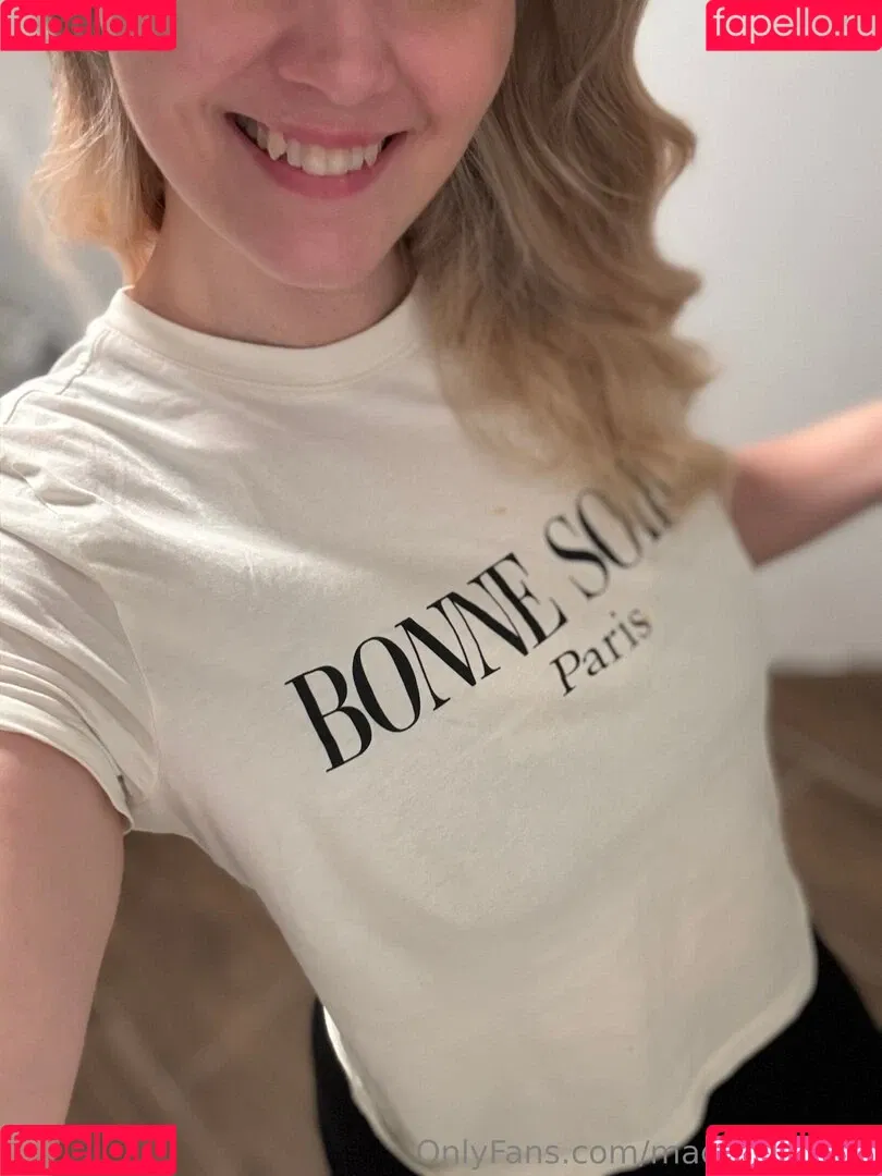 1279 Onlyfans Photo Gallery 