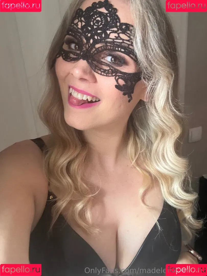 1279 Onlyfans Photo Gallery 