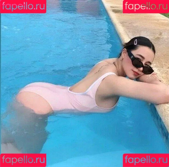 Nayvi Díaz Onlyfans Photo Gallery 