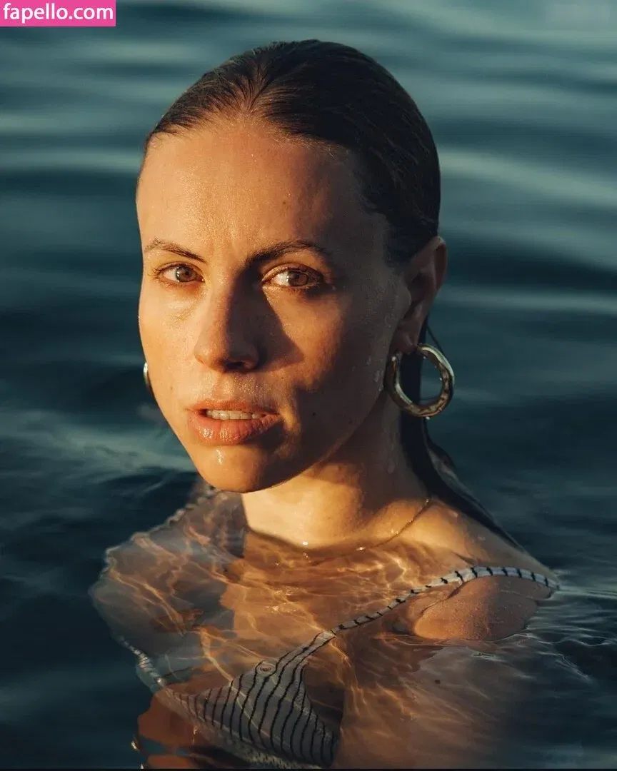 Lara Dandelion Seibert Onlyfans Photo Gallery 