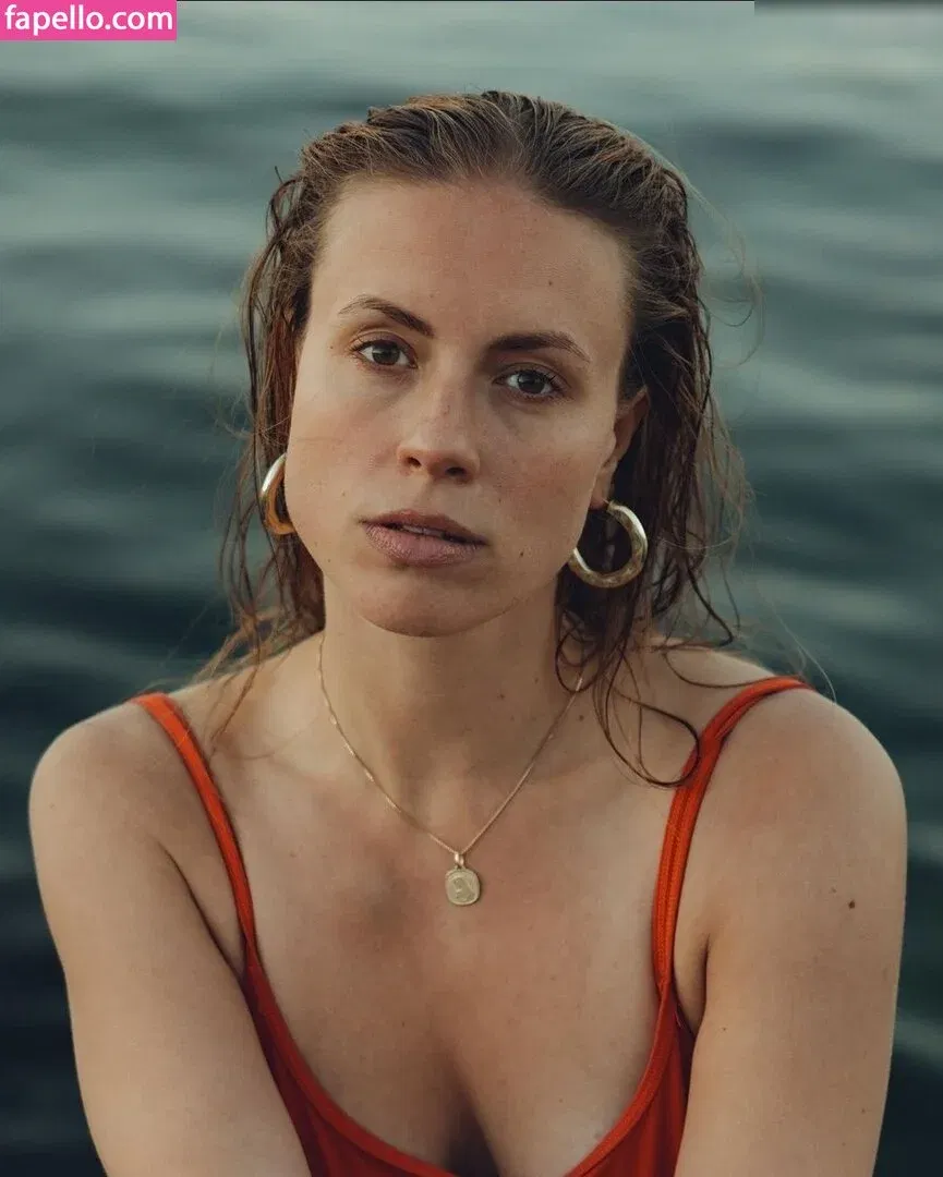 Lara Dandelion Seibert Onlyfans Photo Gallery 