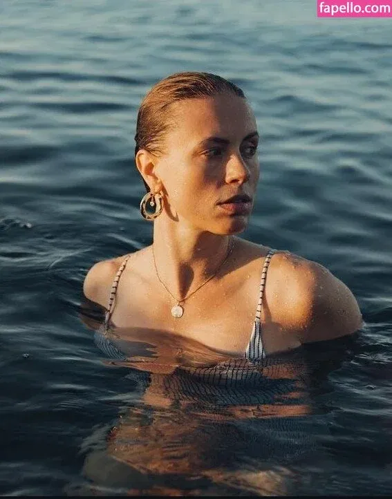 Lara Dandelion Seibert Onlyfans Photo Gallery 