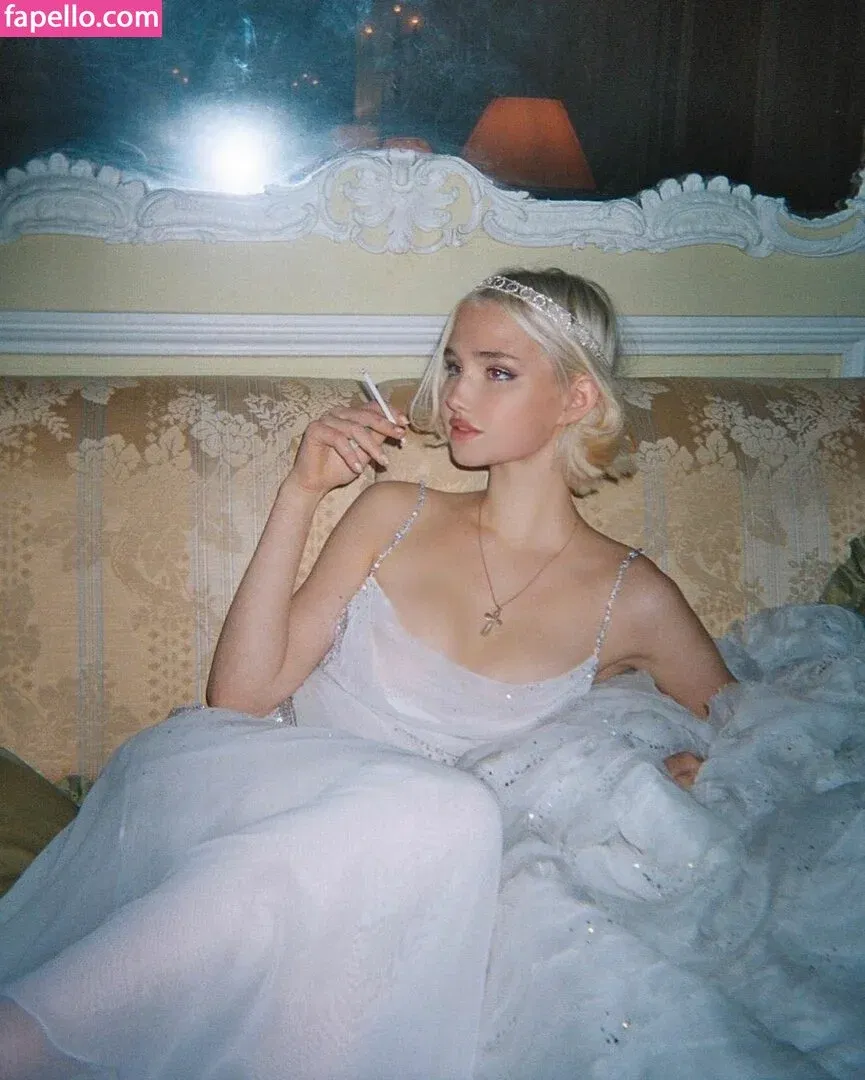 Lara Cosima Onlyfans Photo Gallery 