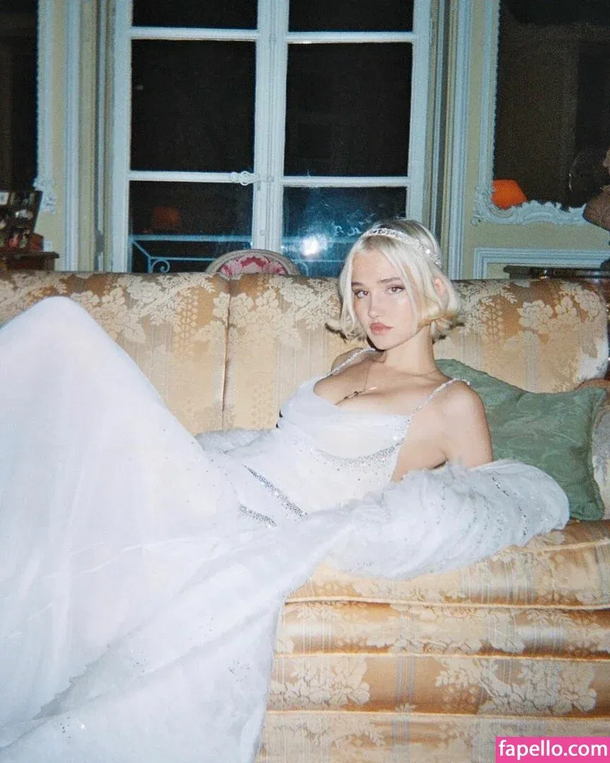 Lara Cosima Onlyfans Photo Gallery 