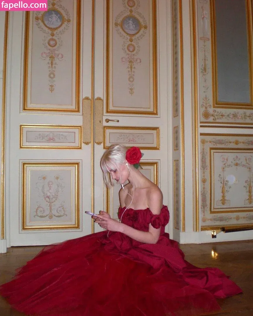 Lara Cosima Onlyfans Photo Gallery 