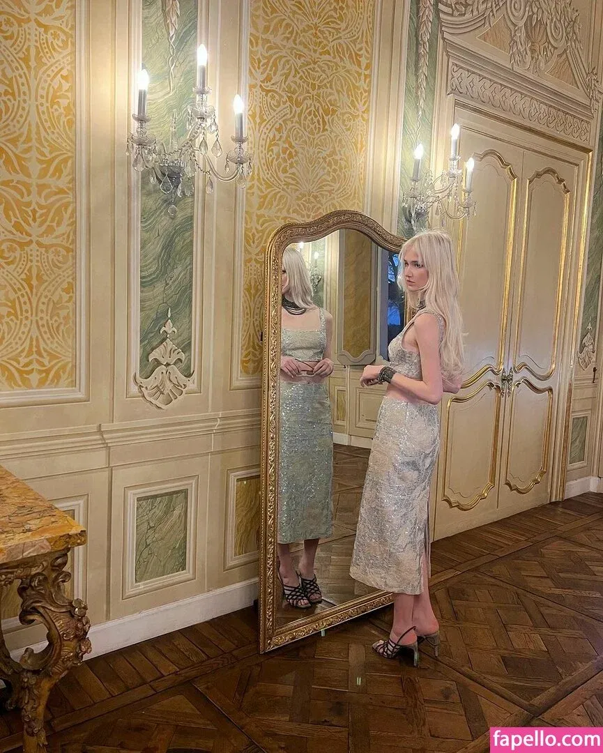 Lara Cosima Onlyfans Photo Gallery 