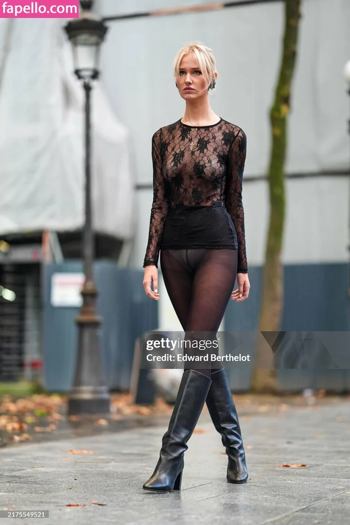 Lara Cosima Onlyfans Photo Gallery 