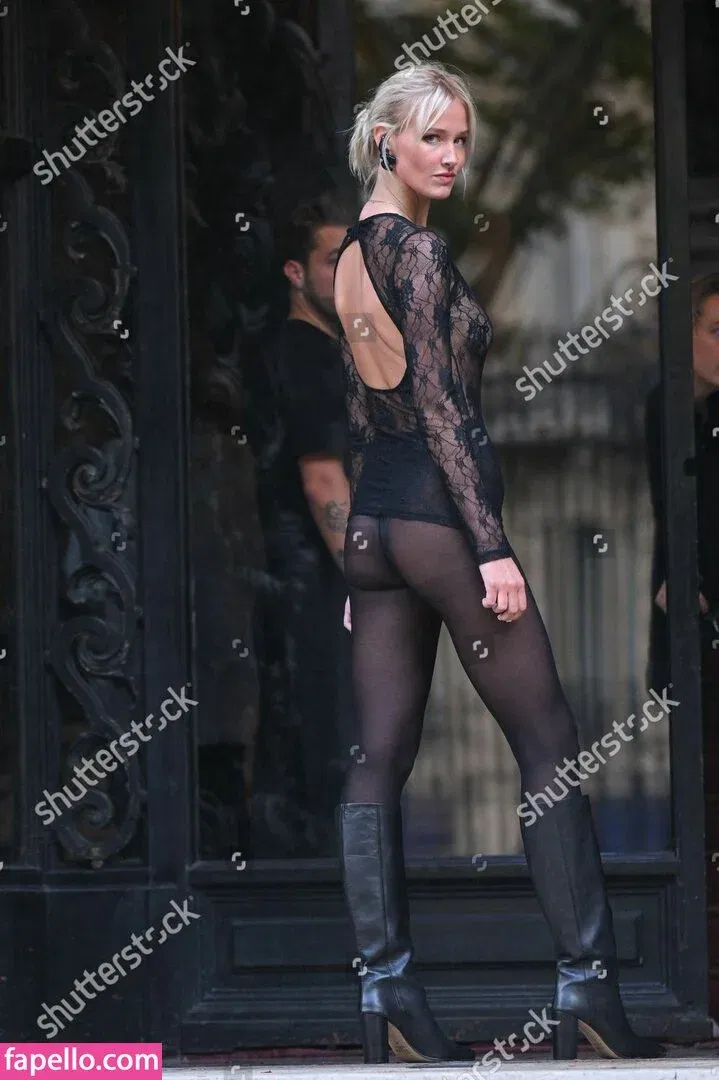 Lara Cosima Onlyfans Photo Gallery 