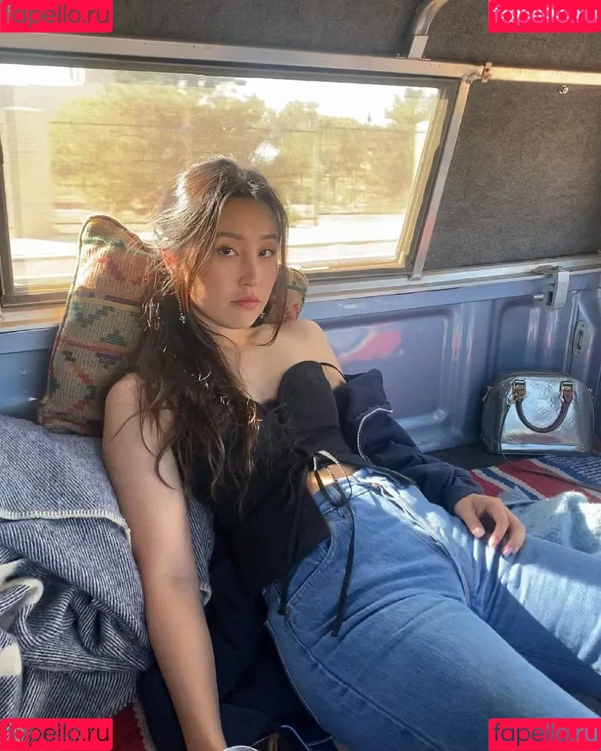 Olivia Sui Onlyfans Photo Gallery 