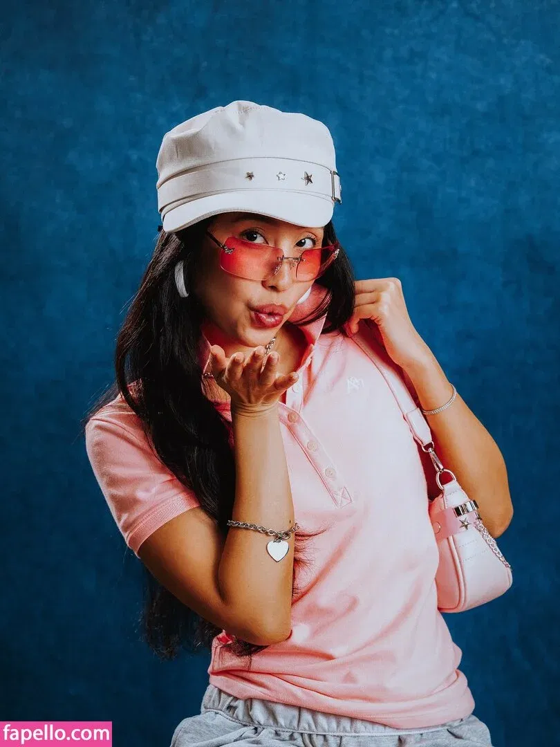 Olivia Sui Onlyfans Photo Gallery 