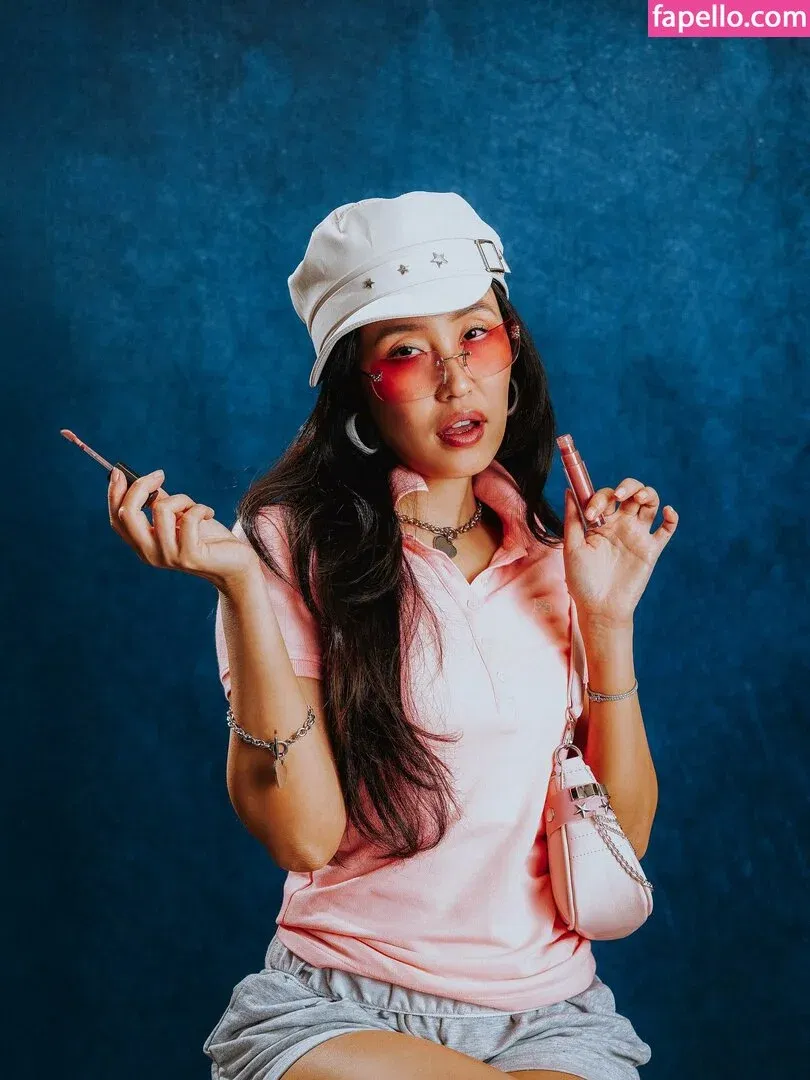 Olivia Sui Onlyfans Photo Gallery 