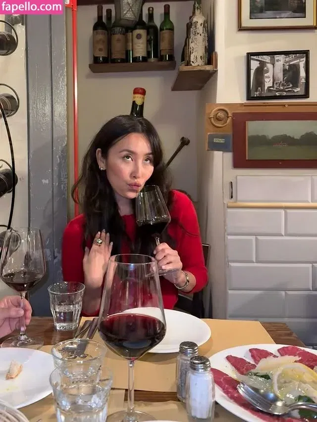 Olivia Sui Onlyfans Photo Gallery 