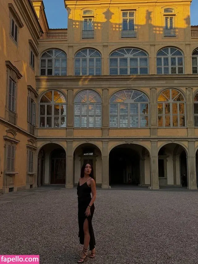 Olivia Sui Onlyfans Photo Gallery 