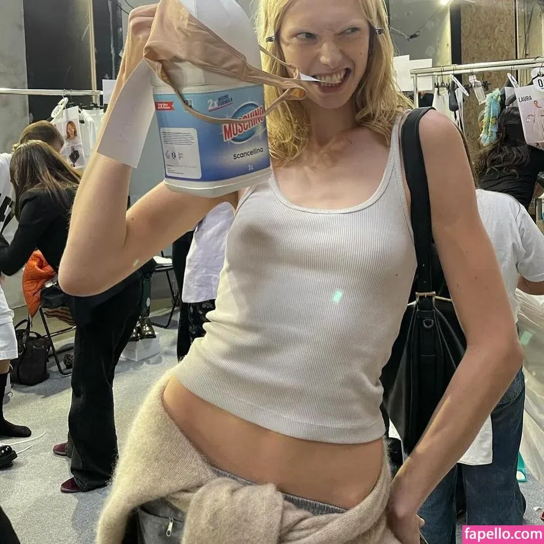 Alex Consani Onlyfans Photo Gallery 