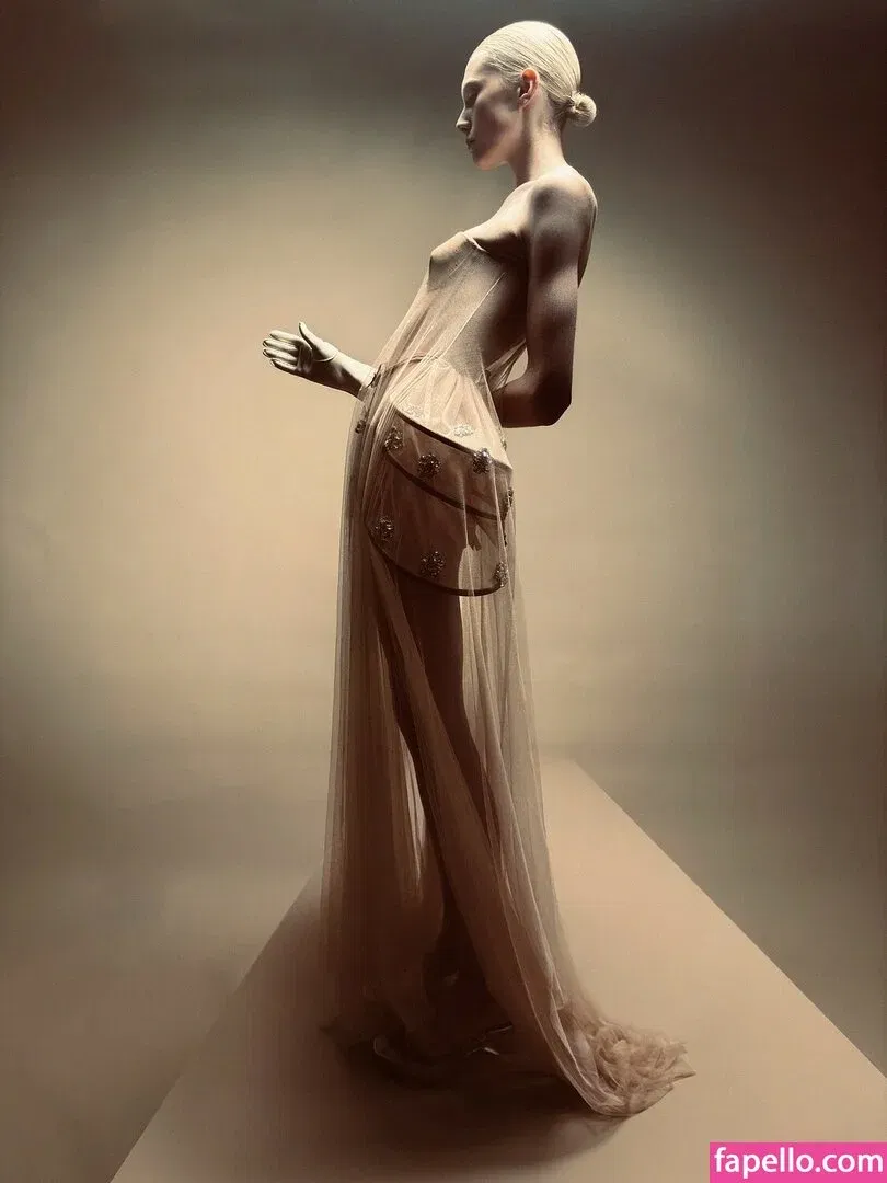 Alex Consani Onlyfans Photo Gallery 