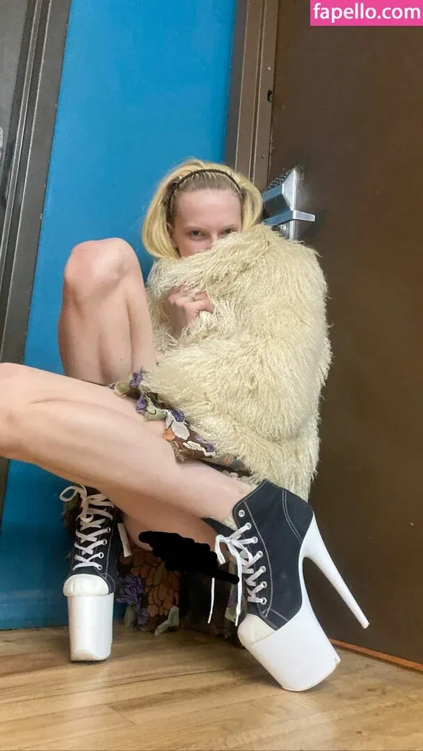 Alex Consani Onlyfans Photo Gallery 