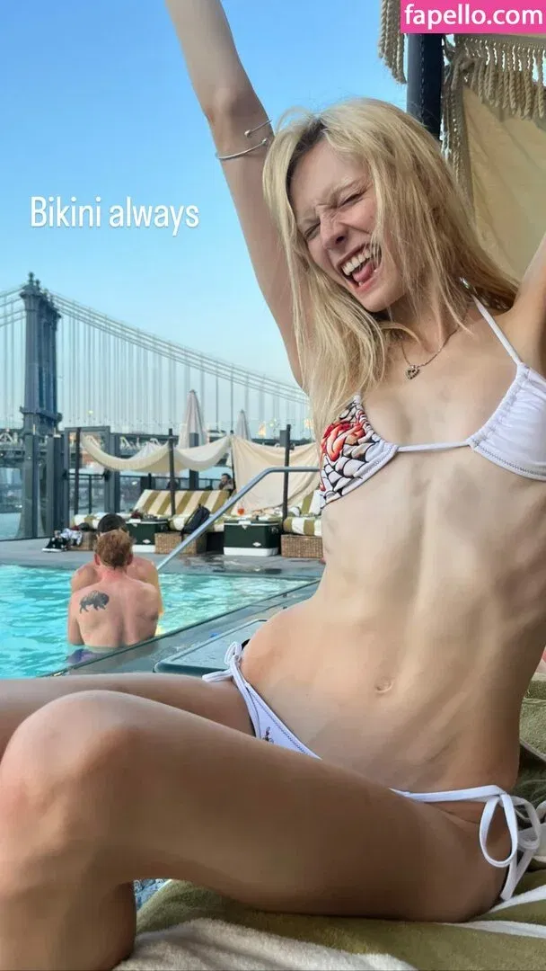 Alex Consani Onlyfans Photo Gallery 