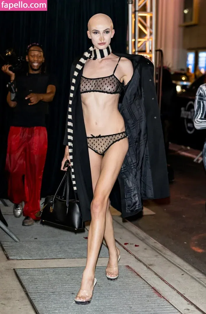 Alex Consani Onlyfans Photo Gallery 