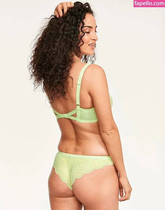 Anna Shaffer Onlyfans Photo Gallery 