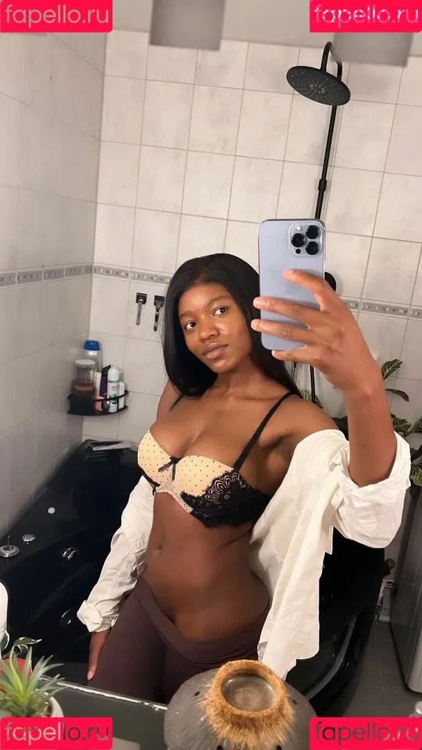 a.desuwa__ Onlyfans Photo Gallery 