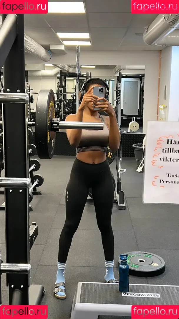 a.desuwa__ Onlyfans Photo Gallery 