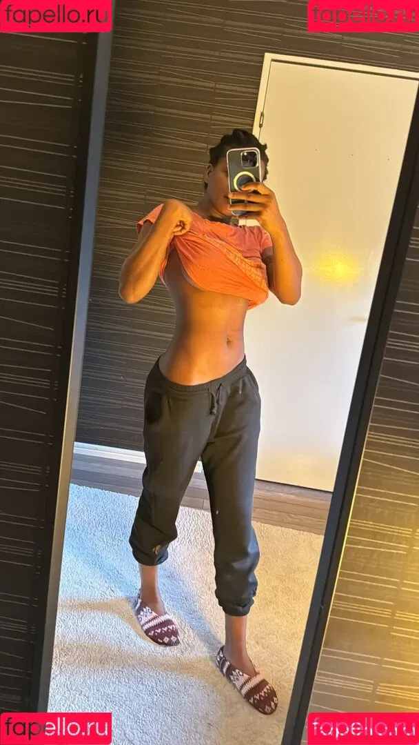 a.desuwa__ Onlyfans Photo Gallery 