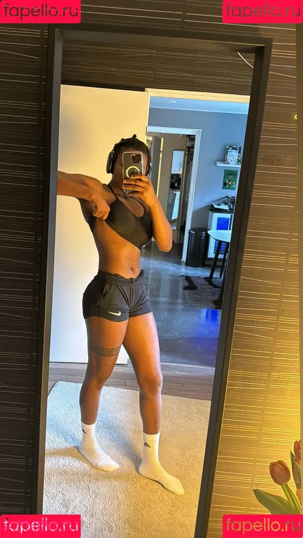 a.desuwa__ Onlyfans Photo Gallery 