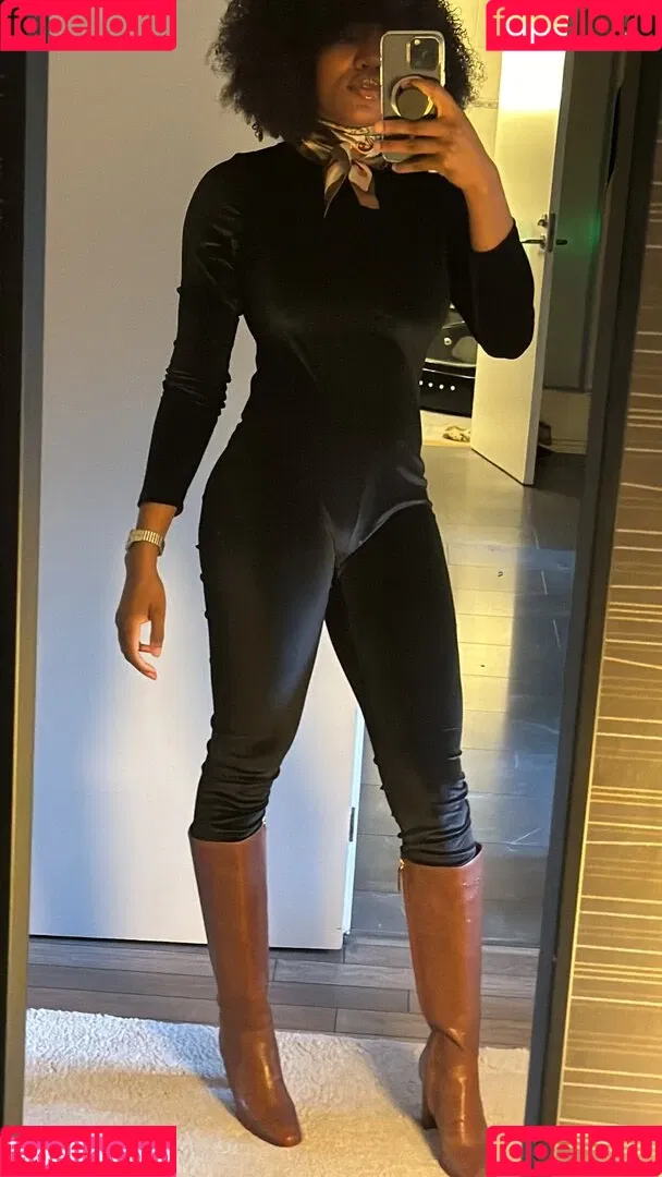 a.desuwa__ Onlyfans Photo Gallery 