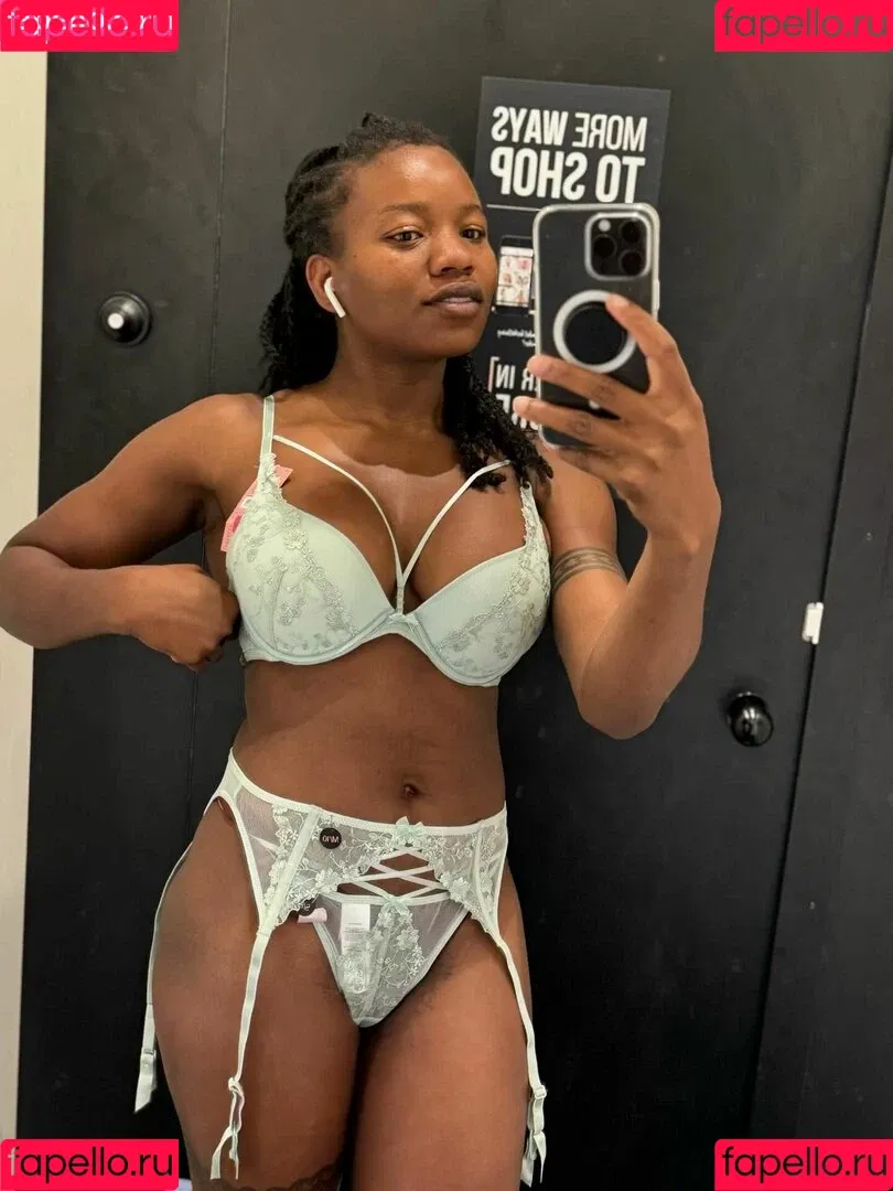 a.desuwa__ Onlyfans Photo Gallery 