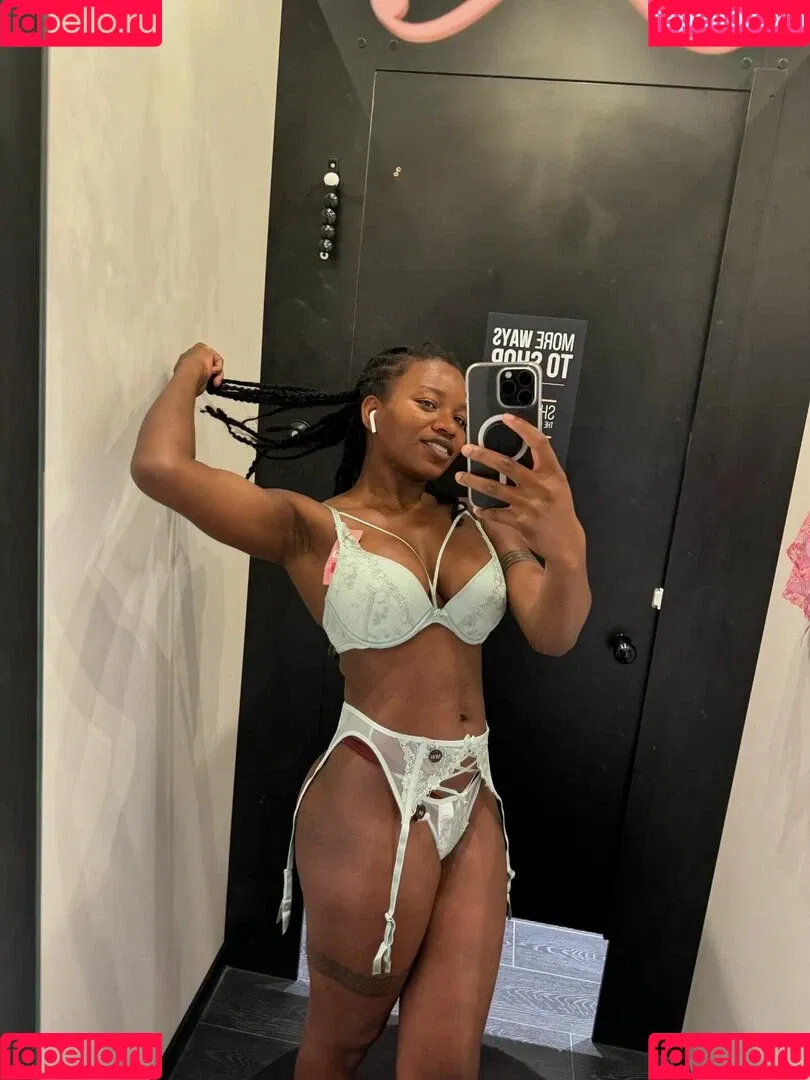 a.desuwa__ Onlyfans Photo Gallery 