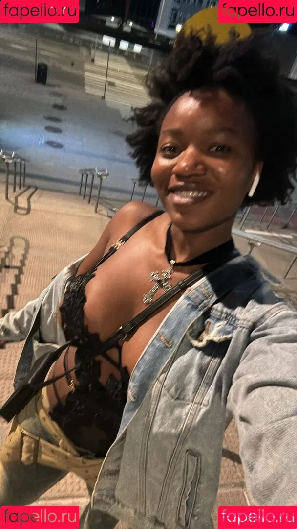 a.desuwa__ Onlyfans Photo Gallery 