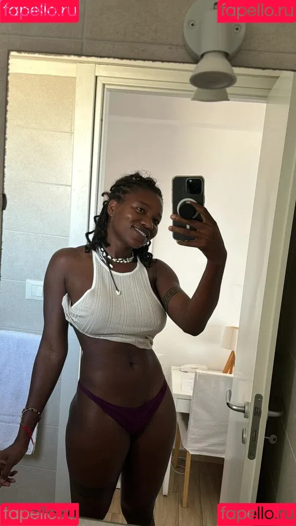 a.desuwa__ Onlyfans Photo Gallery 