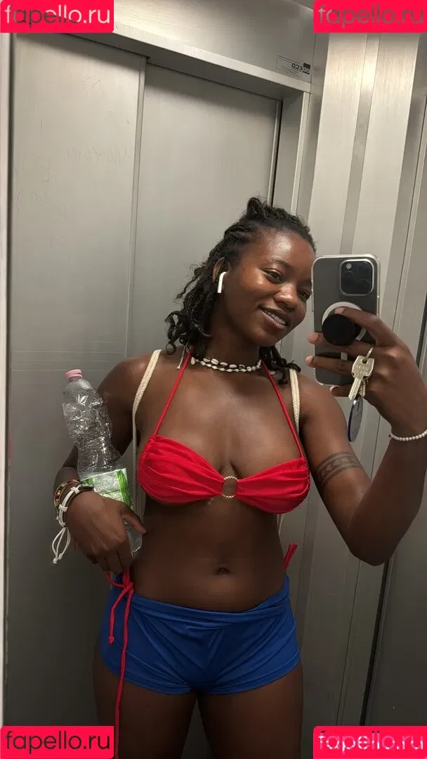 a.desuwa__ Onlyfans Photo Gallery 