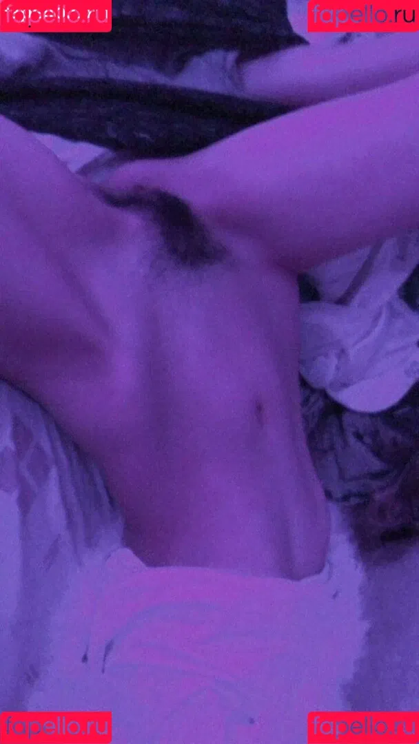 Aboutsoffy Onlyfans Photo Gallery 