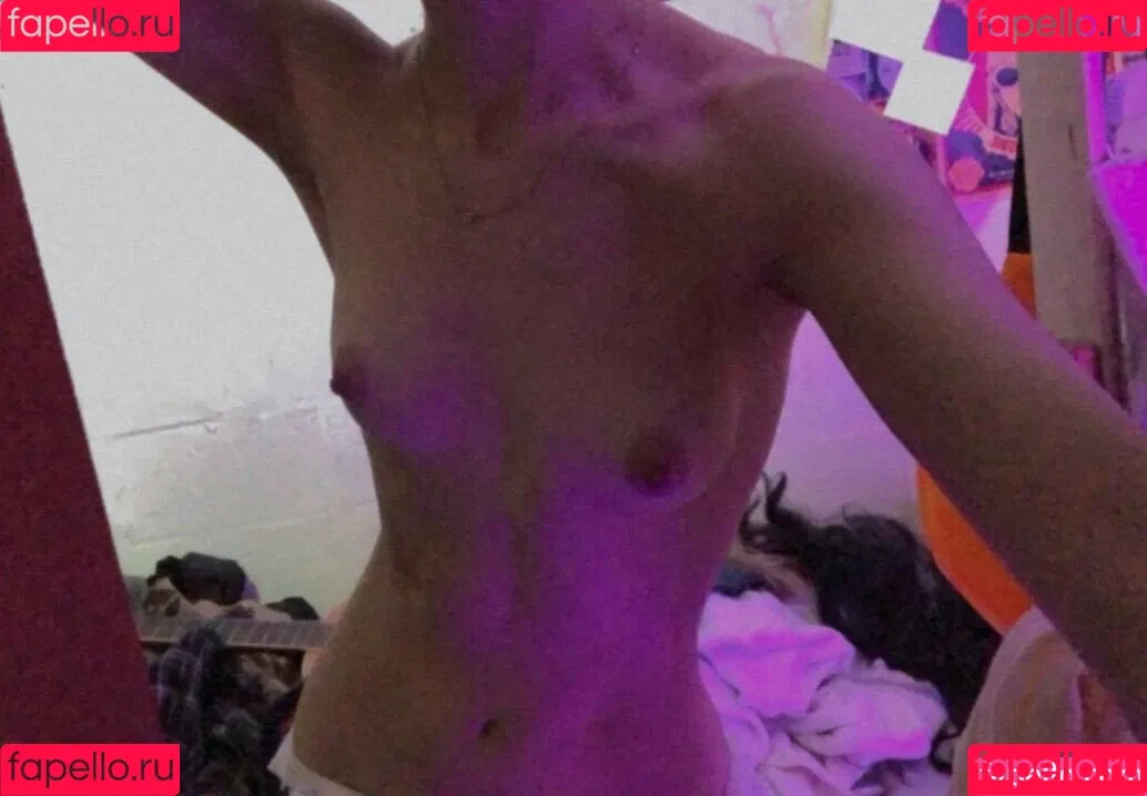 Aboutsoffy Onlyfans Photo Gallery 