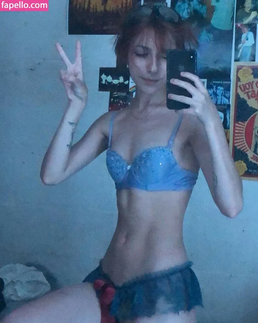 Aboutsoffy Onlyfans Photo Gallery 