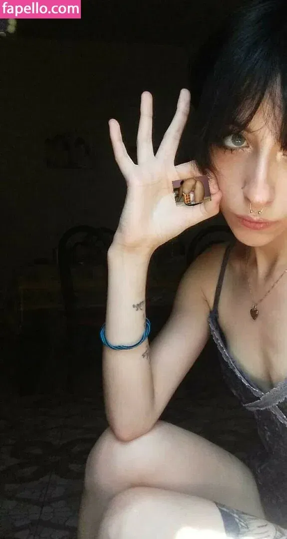 Aboutsoffy Onlyfans Photo Gallery 