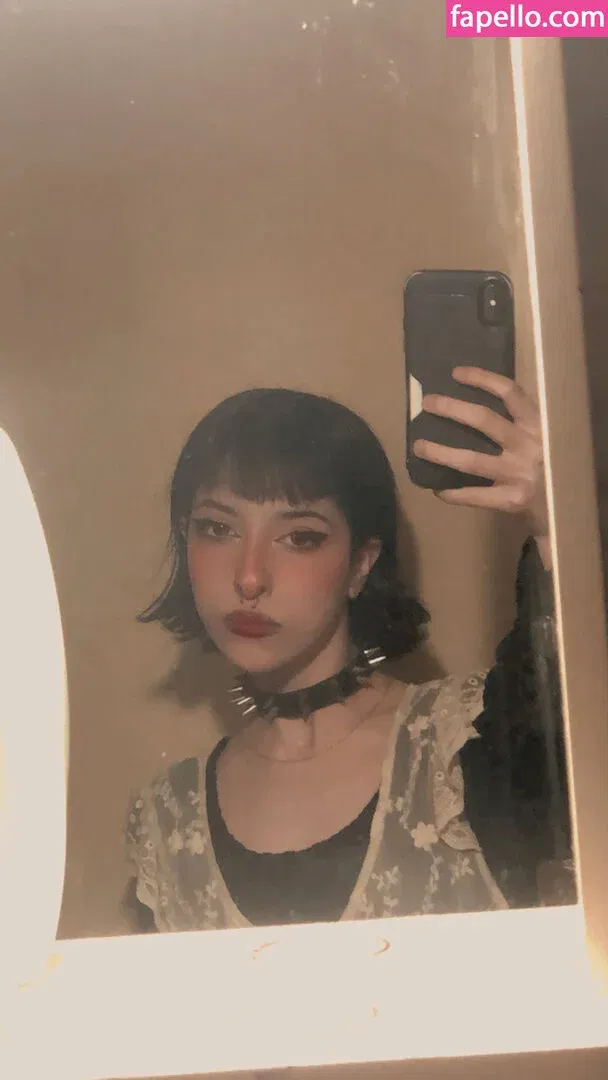 Aboutsoffy Onlyfans Photo Gallery 