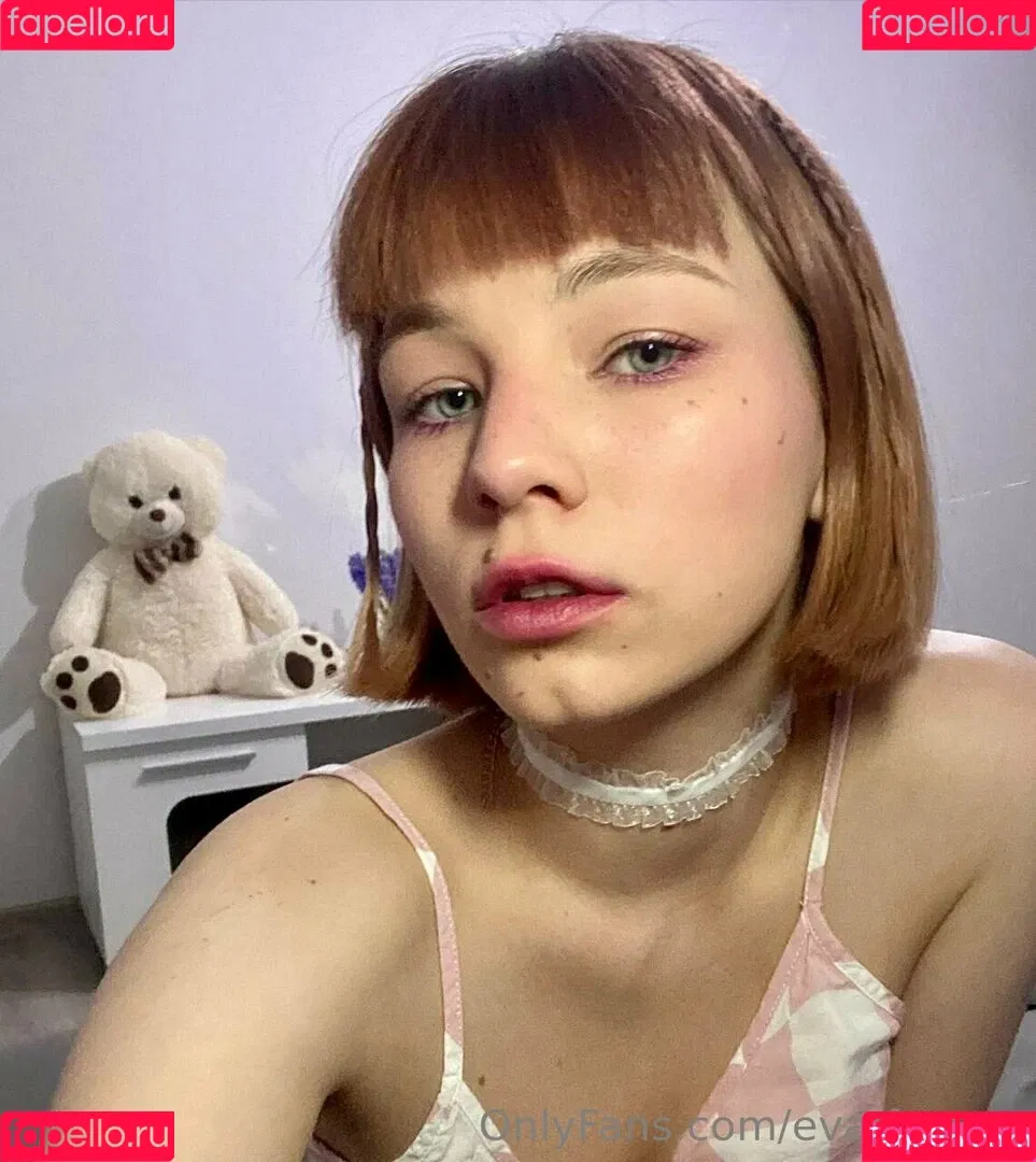 eva.foxxxy Onlyfans Photo Gallery 