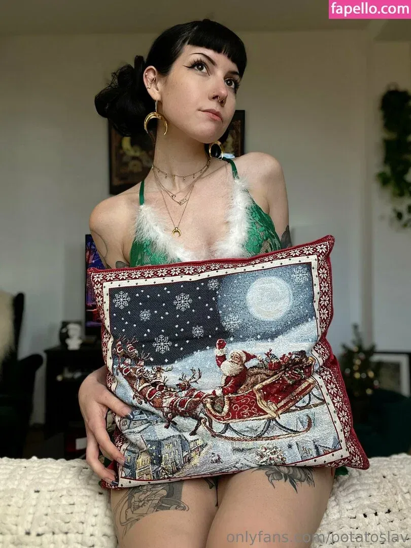 potatoslav Onlyfans Photo Gallery 