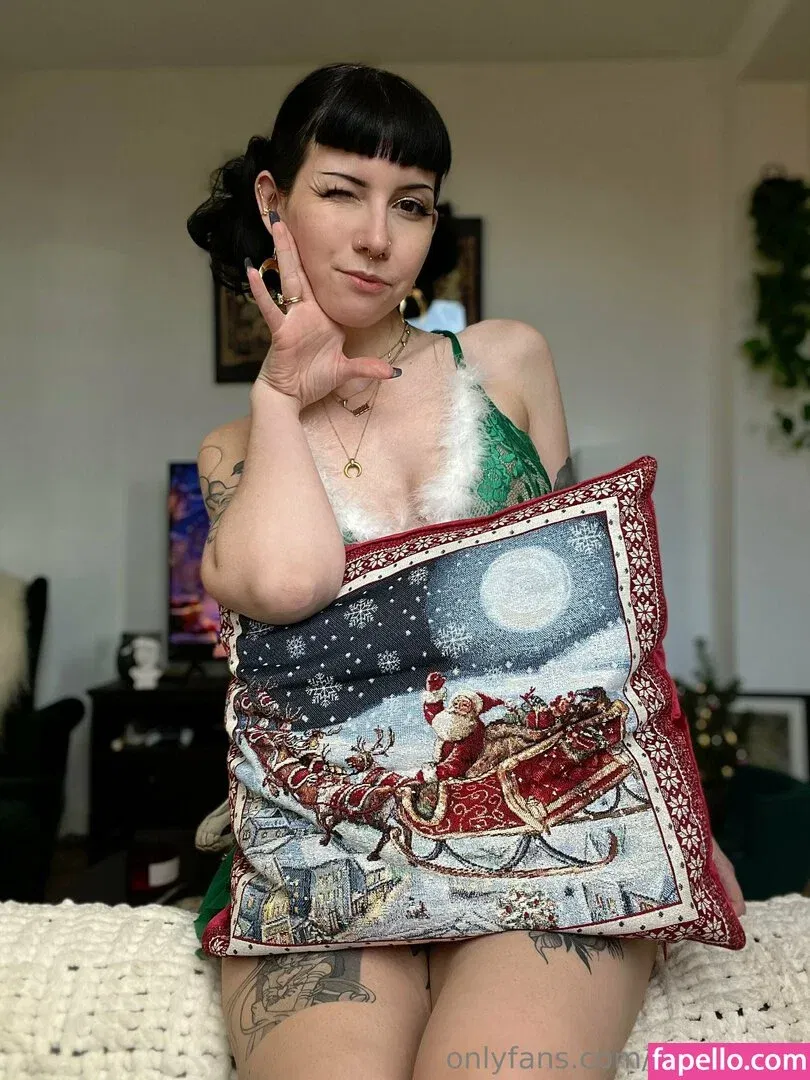 potatoslav Onlyfans Photo Gallery 