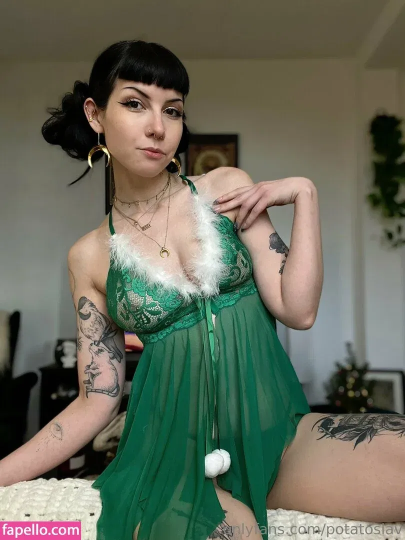 potatoslav Onlyfans Photo Gallery 