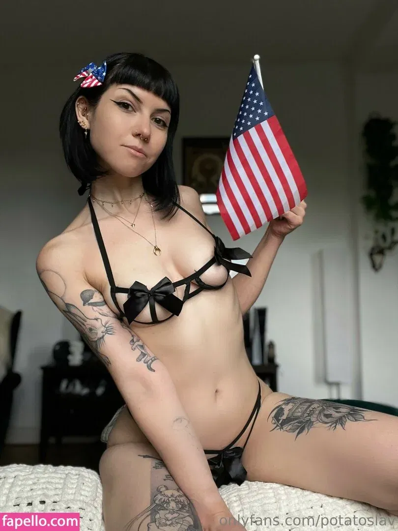 potatoslav Onlyfans Photo Gallery 