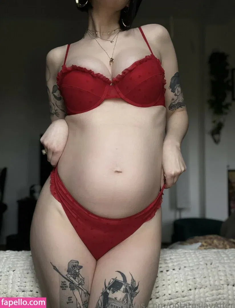 potatoslav Onlyfans Photo Gallery 