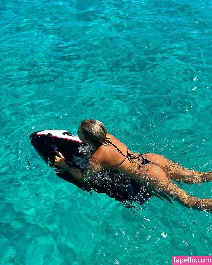 rebecastones Onlyfans Photo Gallery 