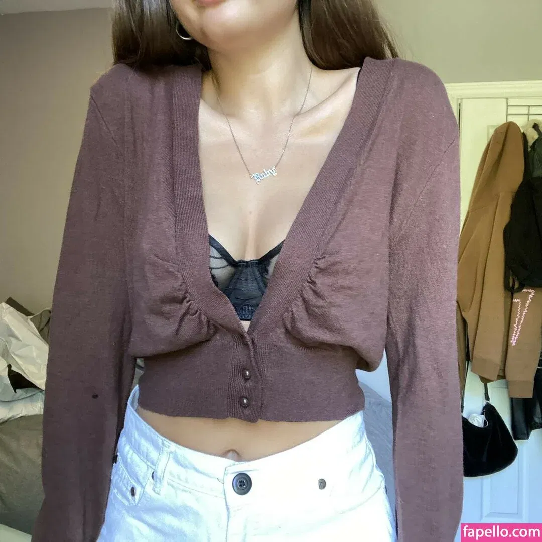 rubylyn_ Onlyfans Photo Gallery 