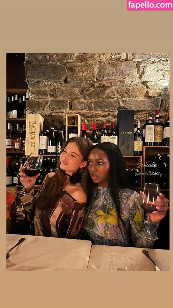 rubylyn_ Onlyfans Photo Gallery 