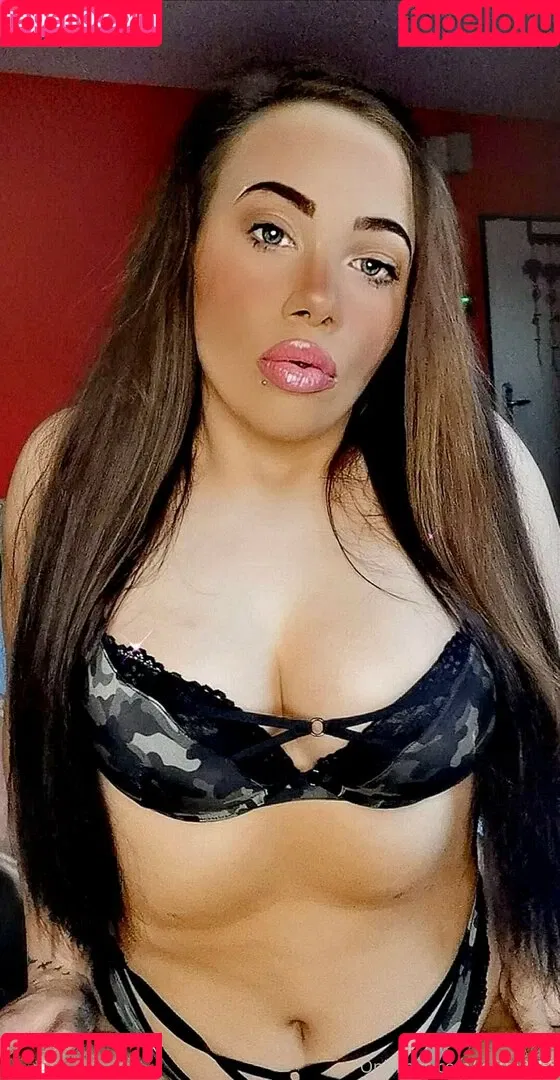 vivi2416 Onlyfans Photo Gallery 