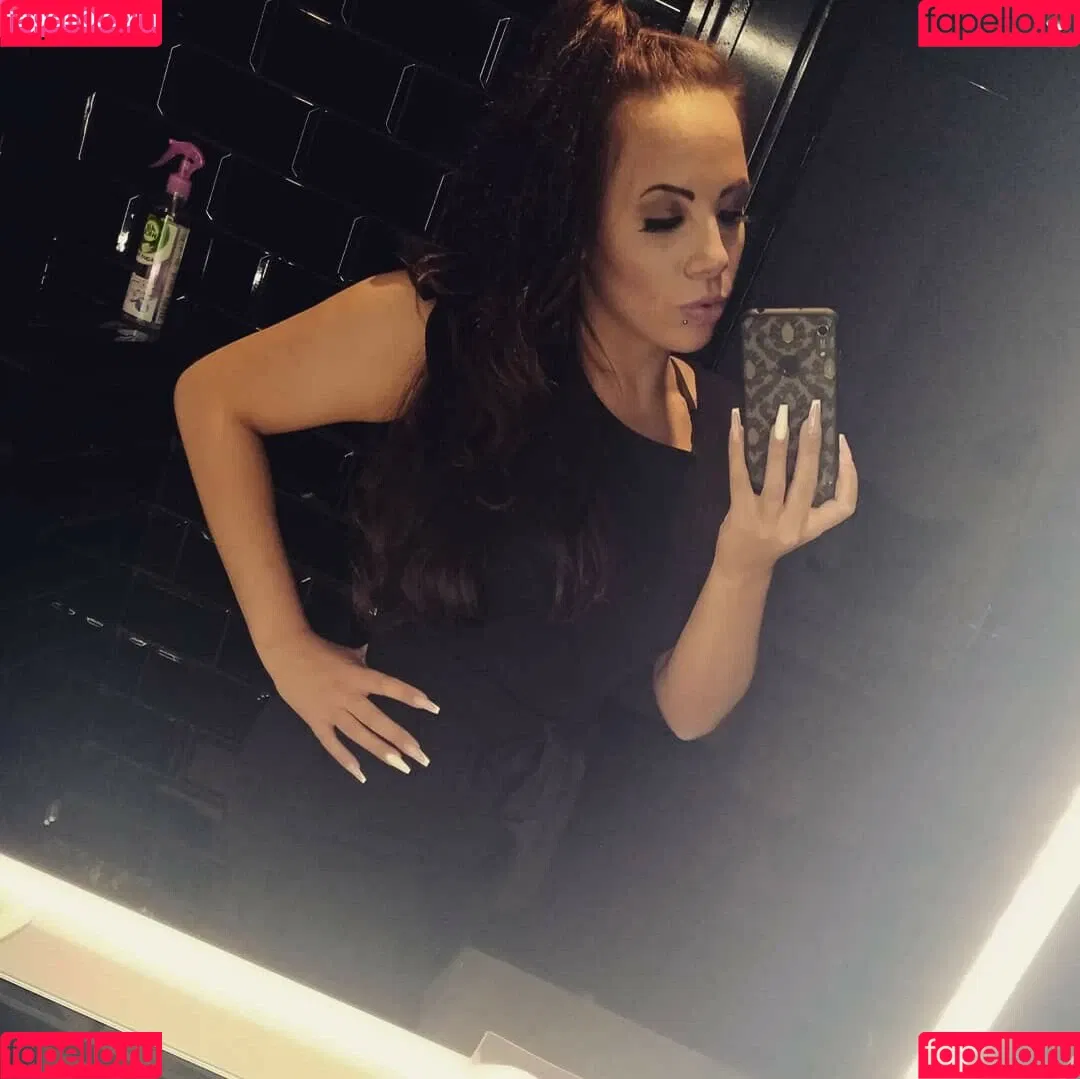 vivi2416 Onlyfans Photo Gallery 